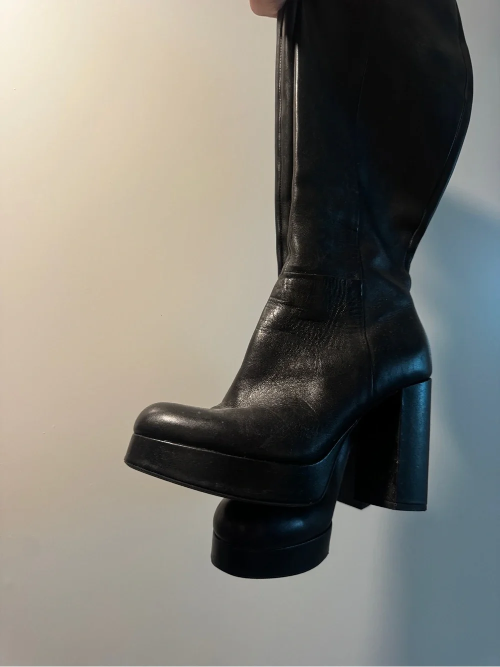 Zara size 9 Black Platform Knee Boots - Women's Fashion Heel